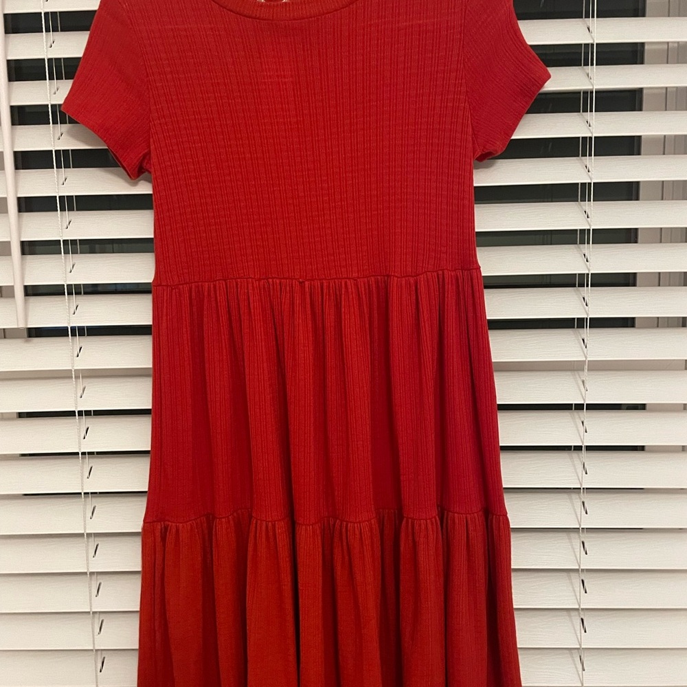 See You Monday Red Tiered Casual Dress with Short Sleeves and Crew Neck